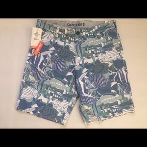 Dockers Supreme Flex Fish Pattern Shorts Size: 30